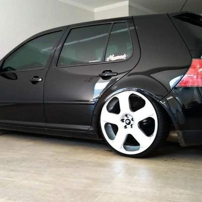 Maurcio356377's profile picture. 