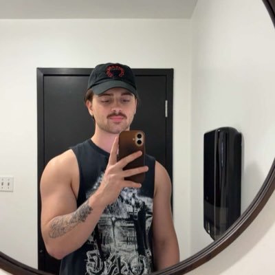 jch4pman's profile picture. Inquiring