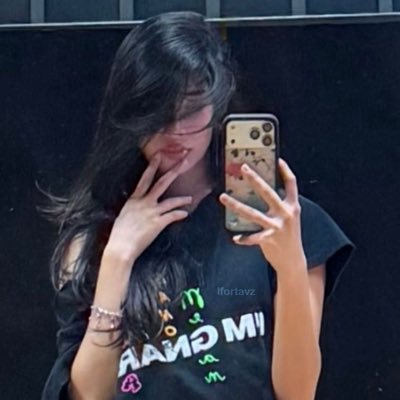 lfortavz's profile picture. daniela’s girlfriend