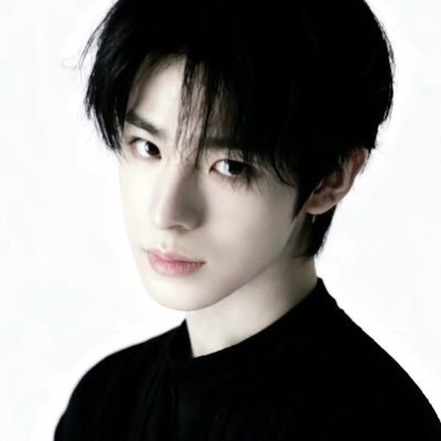 gawonted's profile picture. #이즈나 #코르티스 𝜗𝜚˚⋆