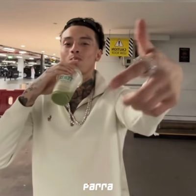 Bleyzn's profile picture. God & Geld @aloooomyg