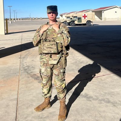 ianbitton's profile picture. United States Army🇺🇸