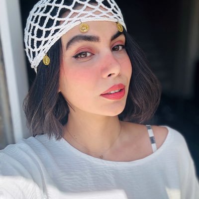 fernweh31's profile picture. چه چیز نکبت زندگی را جبران میکند جزء رویا …