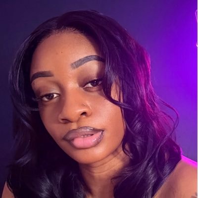 puregoldie3's profile picture. Sweet face, dangerous curiosity 🇯🇲 Submissive brat. Elegant tease. 18+ | No PPV | Live Sun & Thurs 😏  https://t.co/S34Bge6kJs