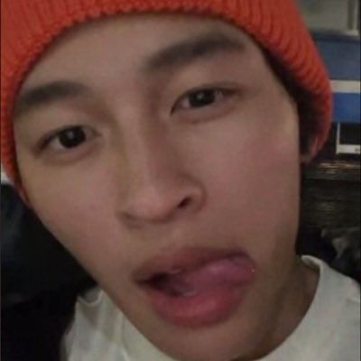 soobmissivee's profile picture. let go of all that could’ve been