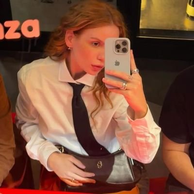 tesfayebiazin's profile picture. e meu coração não me atende, e toda hora quer chamar | @teucorpoacesoo