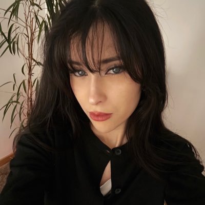 maevablhs's profile picture. 🎀