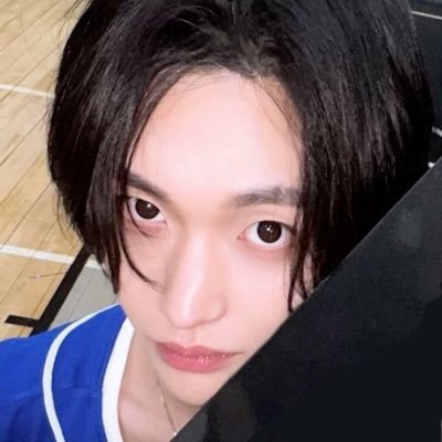 dreamjaja's profile picture. รักในหลวงก็ดีอยู่แล้ว ไม่น่าไปรักแกเลย 💛🇹🇭