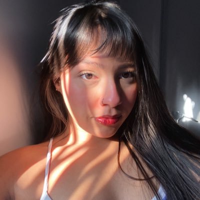 lletxz_'s profile picture. hi