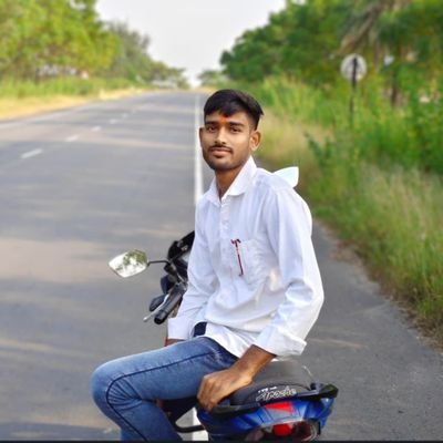 Birendraku71948's profile picture. "मैं न सत्ता पक्ष का हूँ, न विपक्ष का — मैं केवल जनता के पक्ष में खड़ा हूँ।
हर बात तर्क और तथ्यों के आधार पर कहता हूँ, ताकि सच सामने आ सके।"