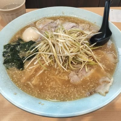 PZI7b3cBe782228's profile picture. 