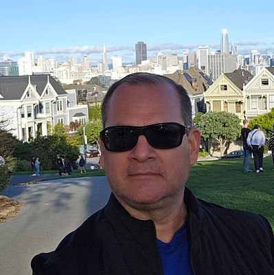 R_RuizDiaz's profile picture. 