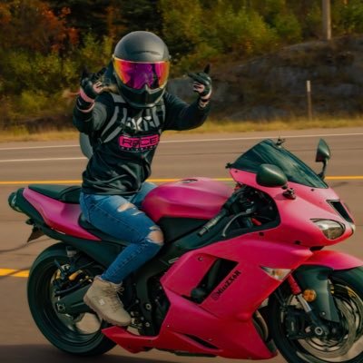 XboxGamerxGirlx's profile picture. Snowboarding. Gaming. Motorcycles. Cars. ❤️