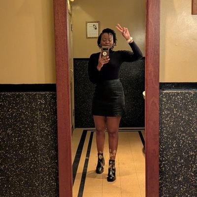 ItsJust_Lynn's profile picture. Collective Liberation. Radical re-imagination. Food Sovereignty for Africa. Freedom for Palestine.