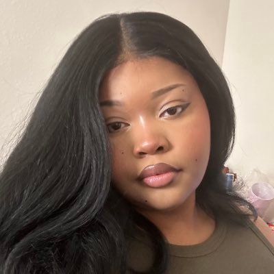 Blu3Jay8's profile picture. 🎀 Something light in this case it isn’t me but definitely something🎀 @anthonybrinson0