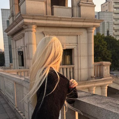 clairedel143's profile picture. #AlwaysCaffeinated ☕️

I used to spend considerable time crafting and tweaking menus with items that bring in customers☘️🌷🌸