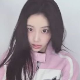 illieseom's profile picture. 