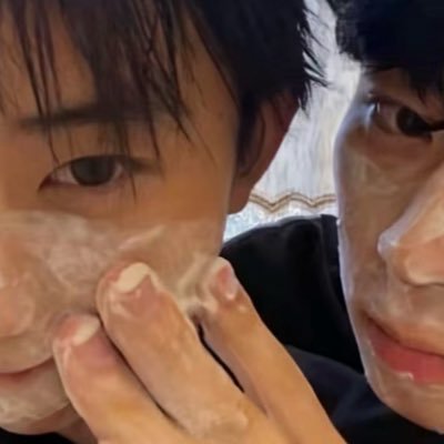 1554530669Chen's profile picture. 