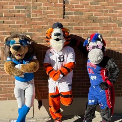 HollandsHeros's profile picture. Dogs, Detroit Sports, Downriver Rat.