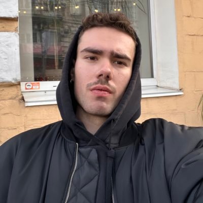 dungeonden1's profile picture. Part-time artist, full-time slut