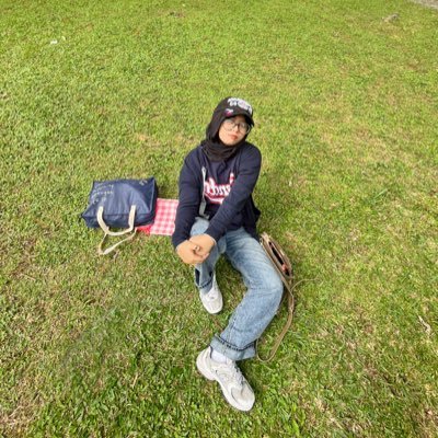 shanlinhh's profile picture. shutup