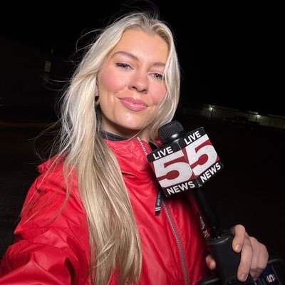 AbbeyWaltonTV's profile picture. Traffic Anchor/MMJ 🎥 @Live5news | UGA Alumni