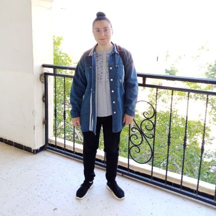 Gherissisihem's profile picture. “Analytical. Independent. Quietly ambitious.”