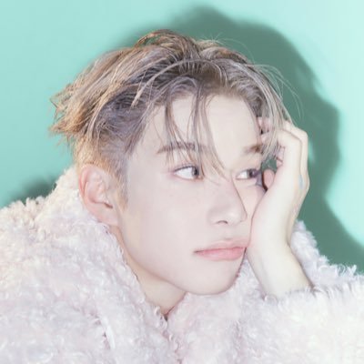 lockkzw's profile picture. #정우