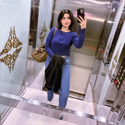 leylagibibirii's profile picture. Instagram:leylaasezen