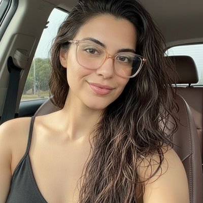 josilima3's profile picture. Historiadora, mãe de pet, treino, faço fit dance 🤌🏼🏋🏽‍♀️💃🏽