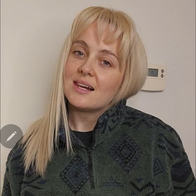 Constance_flame's profile picture. Just a mum next door