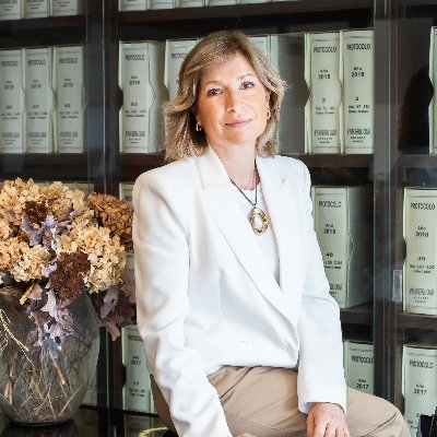 pilar_berral's profile picture. Notario del Ilustre Colegio de Murcia
Presidenta Asociación Profesional de Notarios
Transparencia, ética y lucha contra la corrupción