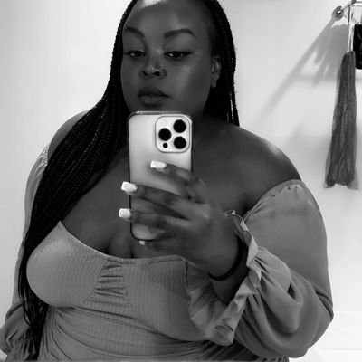 MsSmileSoBright's profile picture. Zimbabwean. Fat & Fine. Banter Connoisseur. Whisky Drinking Enthusiast. Chicken Wings Specialist. 

IG Food Page: https://t.co/GIf0GUHrDm