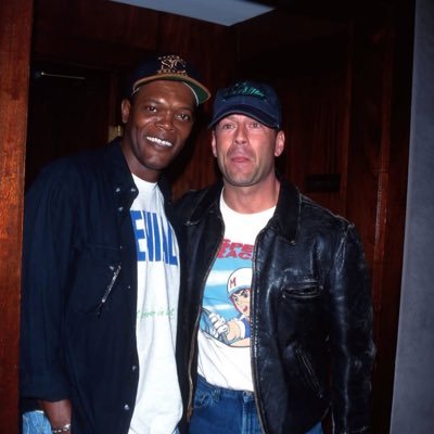 pblogca's profile picture. Need a source? inbox me directly #drugs