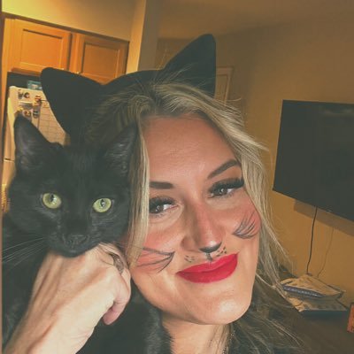 heyjuicy's profile picture. 𝗅𝗈𝗏𝖾 𝗂𝗌 𝖺𝗅𝗅 𝗒𝗈𝗎 𝗇𝖾𝖾𝖽 ♡︎ت 𝖨 𝗅𝗈𝗏𝖾 𝖿𝗅𝗈𝗐𝖾𝗋𝗌 & 𝓈𝓊𝓃𝓈ℯ𝓉𝓈 𓃠