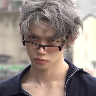 yeonvet's profile picture. 🔴 알콩🌟 has joined Evan🌟's LIVE : 희승 범규