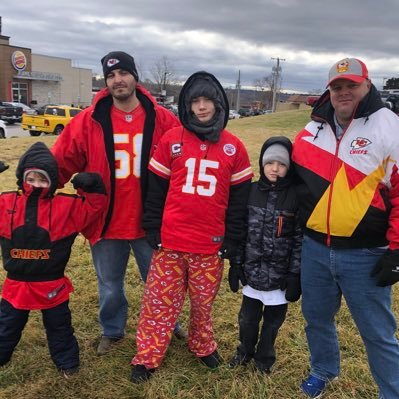 AdamHunter___'s profile picture. 