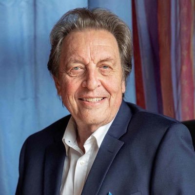 QwarmeStun96828's profile picture. a patriarch of the musk family