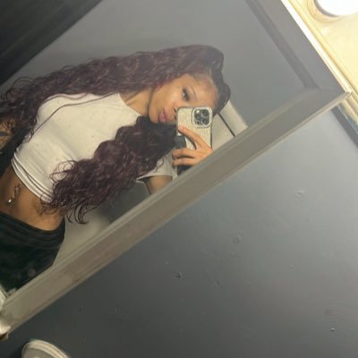 adoreemarie__'s profile picture. $$$$$$ .. IG : tmjj.__