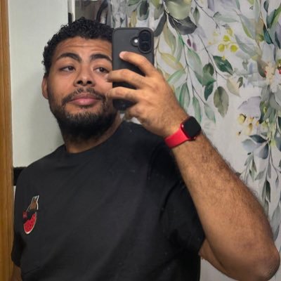 Xuvier_'s profile picture. 32|🇩🇴| ♎︎︎ - ♊︎ - ♏︎ | ʰᵉ / ʰⁱᵐ | food enjoyer | i just be tweeting