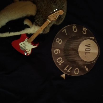 minxed159's profile picture. #wildlife #music
#watersommelier 🧐

Supporting @huntsabs 💚 💪 
I am what I don't eat.