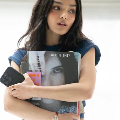 speaklaur's profile picture. “no cheeses for us meeces”