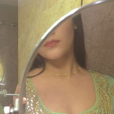 AyexeGul's profile picture. دھوکے باز اور منافق لوگوں سے نفرت کرتی ہوں 🌟🎀  🚫 DM Close 🚫