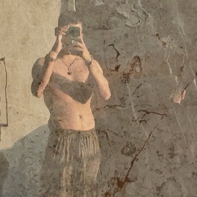 Devilsadvocte_'s profile picture. Making bad decisions