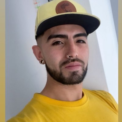 edwincespedes__'s profile picture. 🇨🇴 Alex. Centro De Belleza Y Relajación. Barberia, Depilaciónes Corporales, Masajes Descontracturantes, Limpieza facial