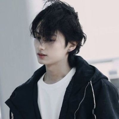 latenightkyoto's profile picture. to you and junshua enthusiast . . . 16 44 81 🏎️