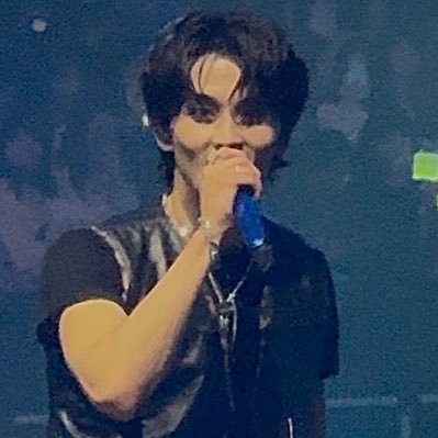 LM9982_'s profile picture. 