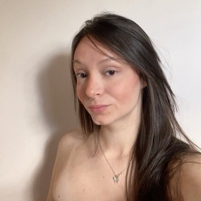 karolzkfps's profile picture. 