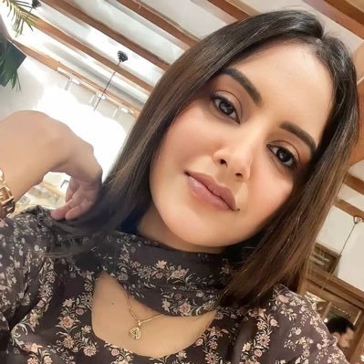 Ayezooo's profile picture. 