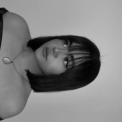 moevoo's profile picture. 